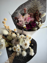 Load image into Gallery viewer, Dried Flower Bouquet
