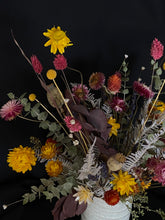 Load image into Gallery viewer, Custom Dried Floral Arrangement
